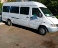 Белый Мерседес Sprinter, объемом двигателя 2.3 л и пробегом 450 тыс. км за 3900 $, фото 1 на Automoto.ua