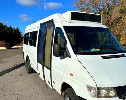 Белый Мерседес Sprinter, объемом двигателя 29 л и пробегом 200 тыс. км за 6300 $, фото 4 на Automoto.ua