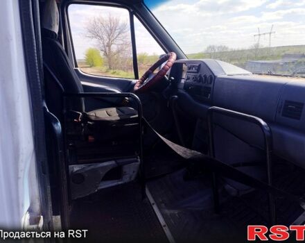 Мерседес Sprinter 2000 в Николаеве на Automoto.ua Белый Мерседес Sprinter, объемом двигателя 2.3 л и пробегом 250 тыс. км за 5500 $, фото 1 на Automoto.ua