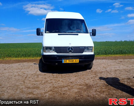 Білий Мерседес Sprinter, об'ємом двигуна 2.3 л та пробігом 250 тис. км за 5500 $, фото 2 на Automoto.ua