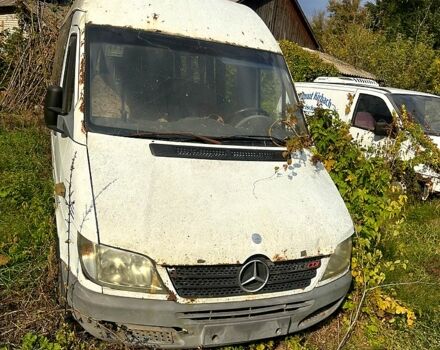 Білий Мерседес Sprinter, об'ємом двигуна 2.2 л та пробігом 320 тис. км за 3500 $, фото 1 на Automoto.ua