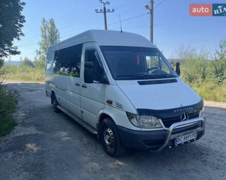 Білий Мерседес Sprinter, об'ємом двигуна 2.7 л та пробігом 687 тис. км за 9499 $, фото 2 на Automoto.ua