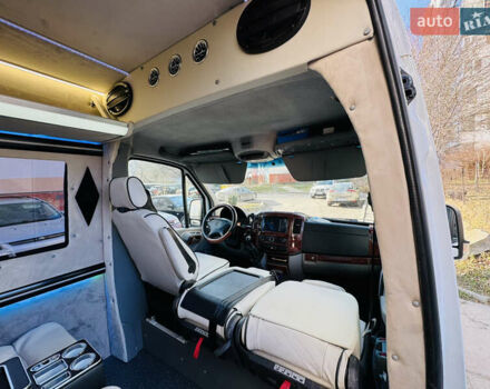 Белый Мерседес Sprinter, объемом двигателя 0 л и пробегом 700 тыс. км за 18000 $, фото 5 на Automoto.ua