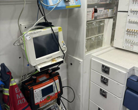 Белый Мерседес Sprinter, объемом двигателя 2.99 л и пробегом 0 тыс. км за 37500 $, фото 18 на Automoto.ua