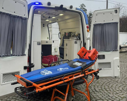 Белый Мерседес Sprinter, объемом двигателя 2.99 л и пробегом 0 тыс. км за 35300 $, фото 4 на Automoto.ua