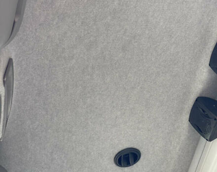 Белый Мерседес Sprinter, объемом двигателя 3 л и пробегом 251 тыс. км за 27815 $, фото 52 на Automoto.ua