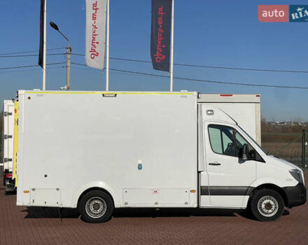 Белый Мерседес Sprinter, объемом двигателя 3 л и пробегом 251 тыс. км за 27815 $, фото 5 на Automoto.ua