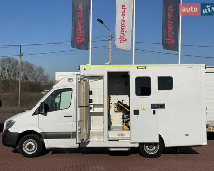 Белый Мерседес Sprinter, объемом двигателя 3 л и пробегом 251 тыс. км за 27815 $, фото 8 на Automoto.ua