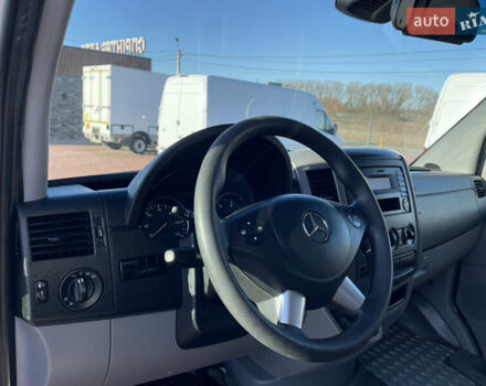 Белый Мерседес Sprinter, объемом двигателя 3 л и пробегом 251 тыс. км за 27815 $, фото 47 на Automoto.ua