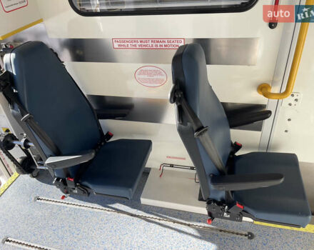 Белый Мерседес Sprinter, объемом двигателя 3 л и пробегом 251 тыс. км за 27815 $, фото 32 на Automoto.ua