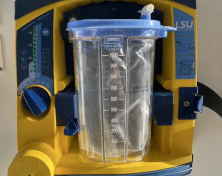 Белый Мерседес Sprinter, объемом двигателя 3 л и пробегом 251 тыс. км за 27815 $, фото 20 на Automoto.ua