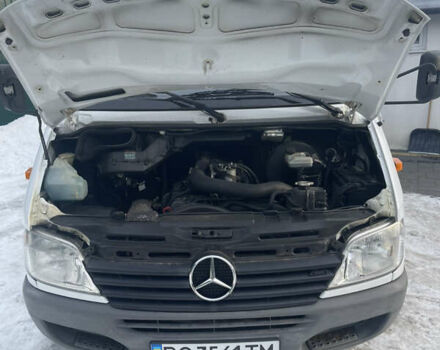 Білий Мерседес Sprinter, об'ємом двигуна 2.15 л та пробігом 280 тис. км за 13700 $, фото 4 на Automoto.ua