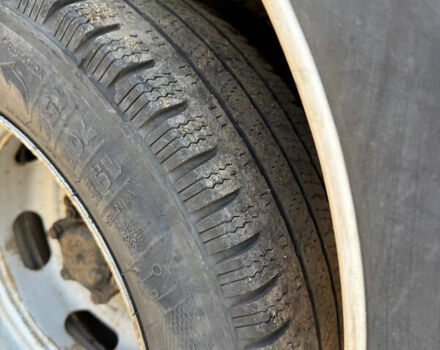 Белый Мерседес Sprinter, объемом двигателя 2.69 л и пробегом 312 тыс. км за 14499 $, фото 5 на Automoto.ua