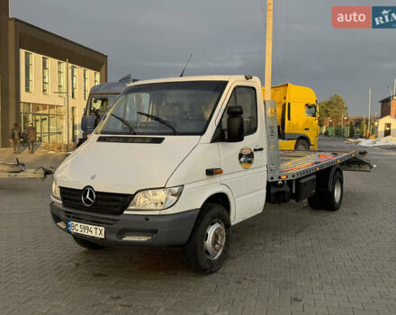 Белый Мерседес Sprinter, объемом двигателя 2.69 л и пробегом 295 тыс. км за 14999 $, фото 4 на Automoto.ua