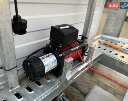 Белый Мерседес Sprinter, объемом двигателя 2.69 л и пробегом 295 тыс. км за 14999 $, фото 40 на Automoto.ua