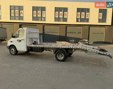 Белый Мерседес Sprinter, объемом двигателя 2.69 л и пробегом 295 тыс. км за 14999 $, фото 21 на Automoto.ua