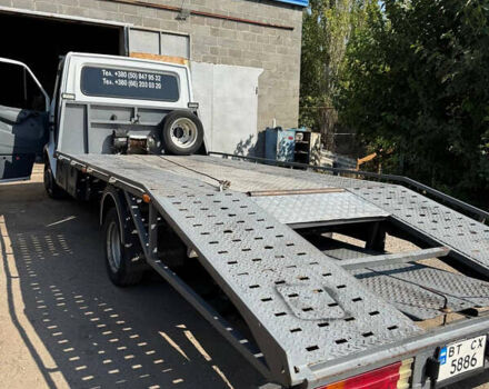 Белый Мерседес Sprinter, объемом двигателя 2.69 л и пробегом 312 тыс. км за 14499 $, фото 2 на Automoto.ua