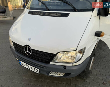 Белый Мерседес Sprinter, объемом двигателя 2.69 л и пробегом 295 тыс. км за 14999 $, фото 42 на Automoto.ua