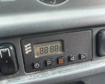 Білий Мерседес Sprinter, об'ємом двигуна 2.15 л та пробігом 206 тис. км за 11300 $, фото 16 на Automoto.ua