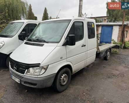 Белый Мерседес Sprinter, объемом двигателя 2.69 л и пробегом 588 тыс. км за 15200 $, фото 22 на Automoto.ua