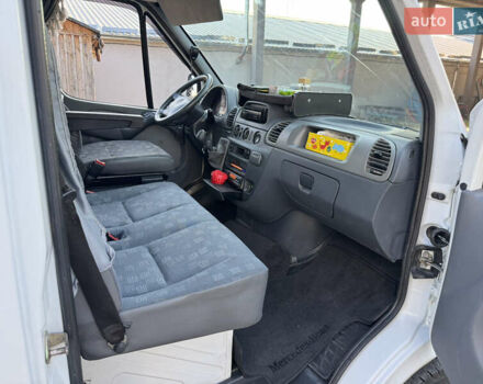 Білий Мерседес Sprinter, об'ємом двигуна 2.15 л та пробігом 700 тис. км за 10950 $, фото 35 на Automoto.ua