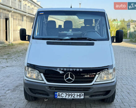 Білий Мерседес Sprinter, об'ємом двигуна 2.15 л та пробігом 700 тис. км за 10950 $, фото 1 на Automoto.ua