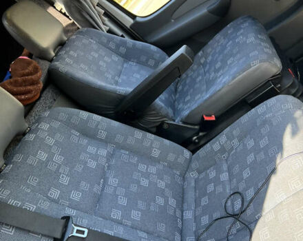 Белый Мерседес Sprinter, объемом двигателя 2.15 л и пробегом 464 тыс. км за 12500 $, фото 8 на Automoto.ua