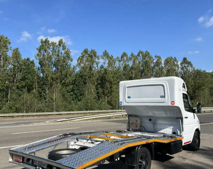 Белый Мерседес Sprinter, объемом двигателя 2.15 л и пробегом 464 тыс. км за 12500 $, фото 2 на Automoto.ua