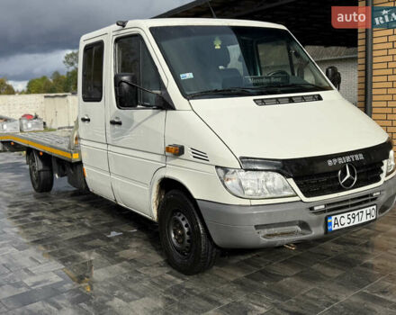 Белый Мерседес Sprinter, объемом двигателя 2.15 л и пробегом 789 тыс. км за 10500 $, фото 9 на Automoto.ua