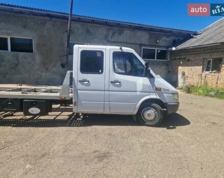 Белый Мерседес Sprinter, объемом двигателя 2.15 л и пробегом 598 тыс. км за 13800 $, фото 18 на Automoto.ua