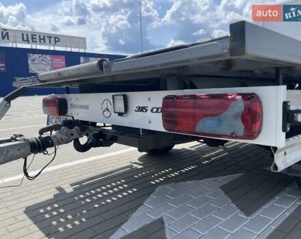 Белый Мерседес Sprinter, объемом двигателя 2.15 л и пробегом 625 тыс. км за 15000 $, фото 19 на Automoto.ua