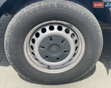 Белый Мерседес Sprinter, объемом двигателя 2.15 л и пробегом 625 тыс. км за 15000 $, фото 4 на Automoto.ua