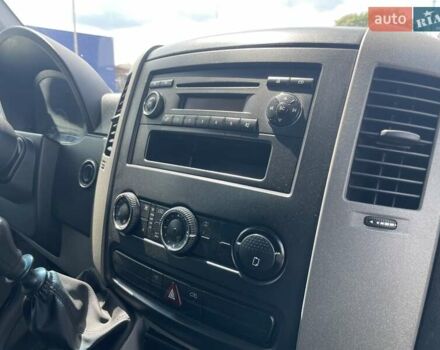 Белый Мерседес Sprinter, объемом двигателя 2.15 л и пробегом 625 тыс. км за 15000 $, фото 28 на Automoto.ua