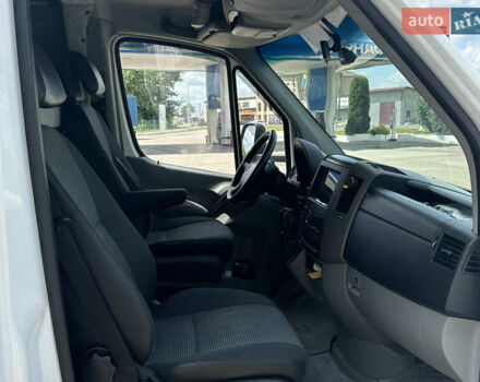 Белый Мерседес Sprinter, объемом двигателя 2.99 л и пробегом 322 тыс. км за 23777 $, фото 13 на Automoto.ua