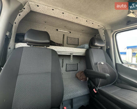 Белый Мерседес Sprinter, объемом двигателя 2.99 л и пробегом 322 тыс. км за 23777 $, фото 16 на Automoto.ua