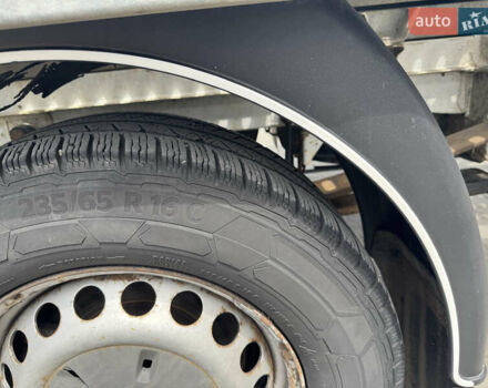 Белый Мерседес Sprinter, объемом двигателя 2.14 л и пробегом 301 тыс. км за 15500 $, фото 9 на Automoto.ua