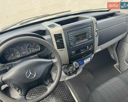 Белый Мерседес Sprinter, объемом двигателя 2.14 л и пробегом 301 тыс. км за 15500 $, фото 15 на Automoto.ua