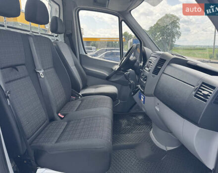Белый Мерседес Sprinter, объемом двигателя 2.14 л и пробегом 301 тыс. км за 15500 $, фото 30 на Automoto.ua