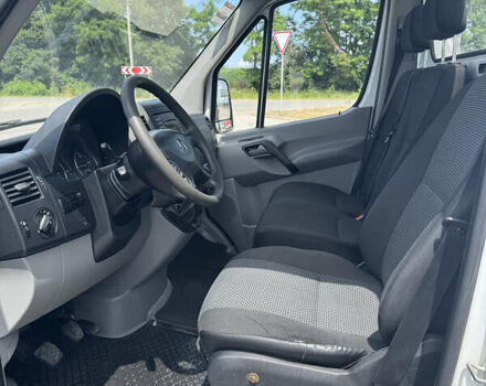Белый Мерседес Sprinter, объемом двигателя 2.14 л и пробегом 301 тыс. км за 15500 $, фото 19 на Automoto.ua