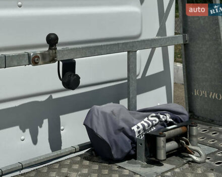 Білий Мерседес Sprinter, об'ємом двигуна 2.99 л та пробігом 322 тис. км за 23777 $, фото 8 на Automoto.ua