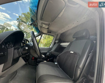 Белый Мерседес Sprinter, объемом двигателя 2.99 л и пробегом 322 тыс. км за 23777 $, фото 25 на Automoto.ua