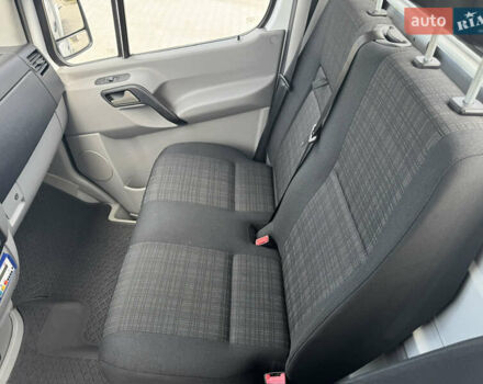 Белый Мерседес Sprinter, объемом двигателя 2.14 л и пробегом 301 тыс. км за 15500 $, фото 16 на Automoto.ua