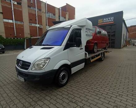 Белый Мерседес Sprinter, объемом двигателя 2.14 л и пробегом 375 тыс. км за 19800 $, фото 5 на Automoto.ua