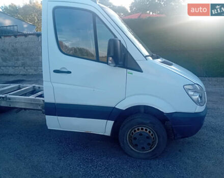 Белый Мерседес Sprinter, объемом двигателя 2.2 л и пробегом 440 тыс. км за 12000 $, фото 5 на Automoto.ua