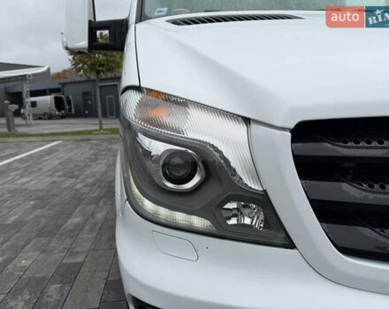 Белый Мерседес Sprinter, объемом двигателя 3 л и пробегом 396 тыс. км за 26000 $, фото 8 на Automoto.ua