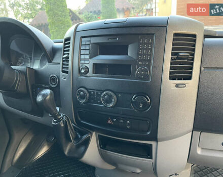 Белый Мерседес Sprinter, объемом двигателя 2.14 л и пробегом 347 тыс. км за 17950 $, фото 22 на Automoto.ua