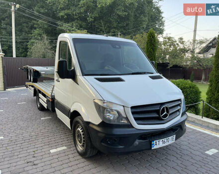 Белый Мерседес Sprinter, объемом двигателя 2.14 л и пробегом 347 тыс. км за 17950 $, фото 2 на Automoto.ua
