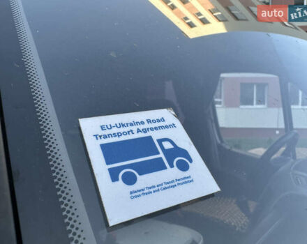 Белый Мерседес Sprinter, объемом двигателя 2.14 л и пробегом 419 тыс. км за 22999 $, фото 5 на Automoto.ua