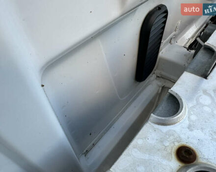 Белый Мерседес Sprinter, объемом двигателя 2.14 л и пробегом 419 тыс. км за 22999 $, фото 19 на Automoto.ua