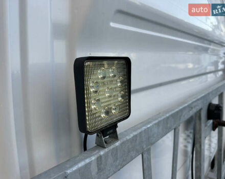 Белый Мерседес Sprinter, объемом двигателя 2.14 л и пробегом 419 тыс. км за 22999 $, фото 18 на Automoto.ua